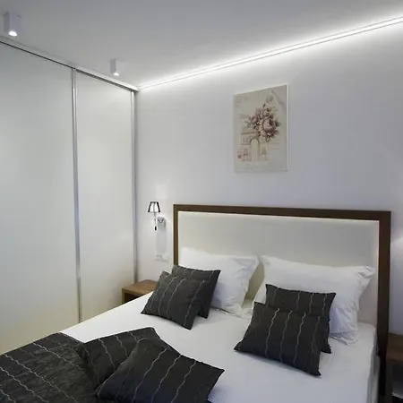 Luxury * Split
